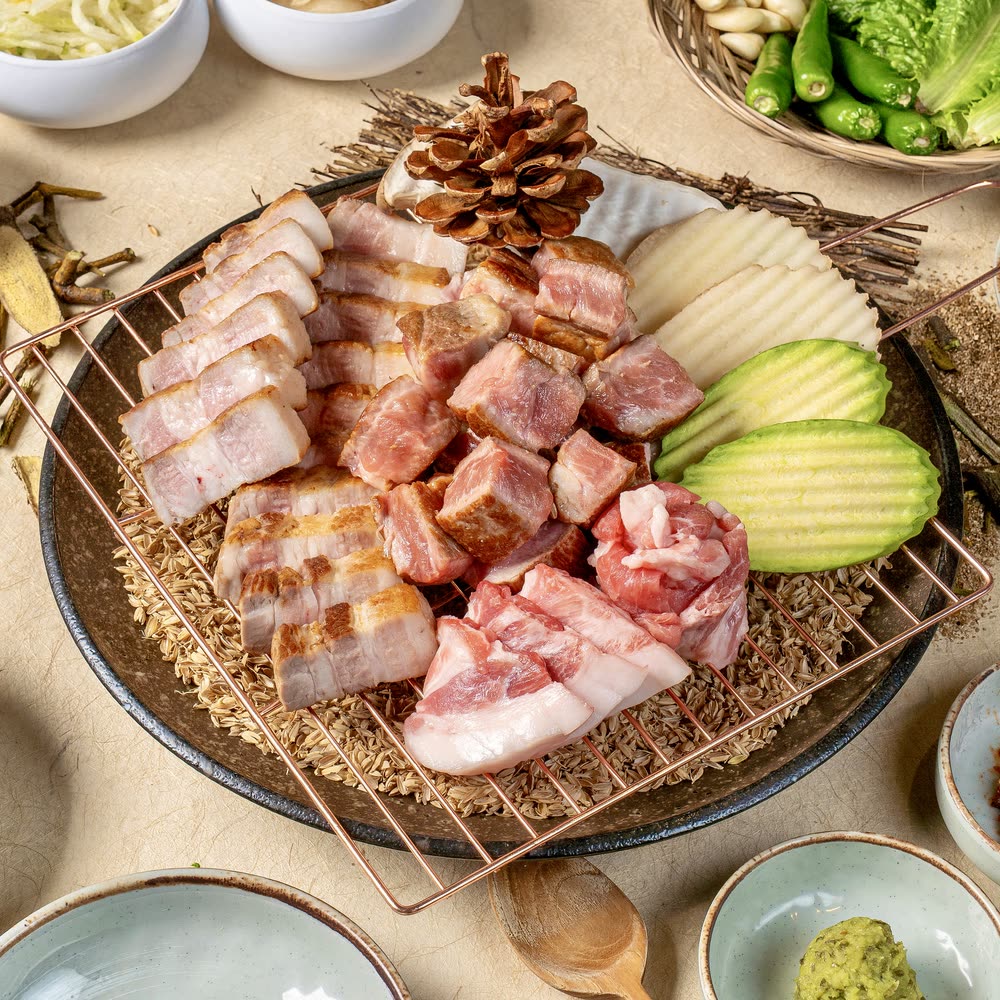 산 모듬 (2–3인) San Platter (2–3 ppl) — Pork Belly · Pork Neck · Special Cut — 산솔 신논현점 고기 (BBQ) · Sansol Sinnonhyeon Korean BBQ menu (신논현 맛집 · 烤肉)